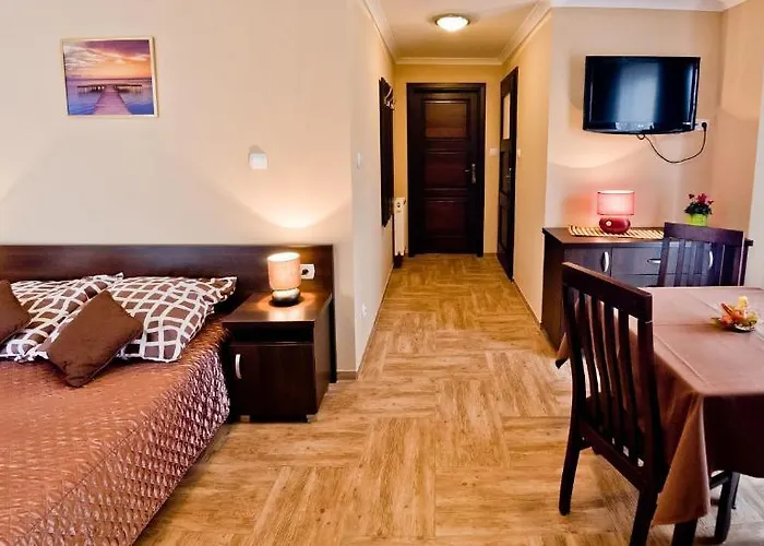 Heweliusz 度假居 乌斯特卡